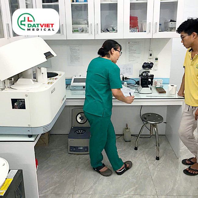 Lắp đặt máy sinh hóa au200