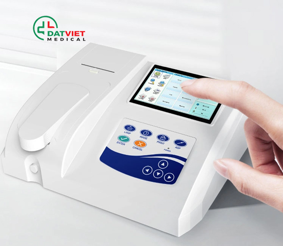 chi phí mua máy xét nghiệm sinh hóa